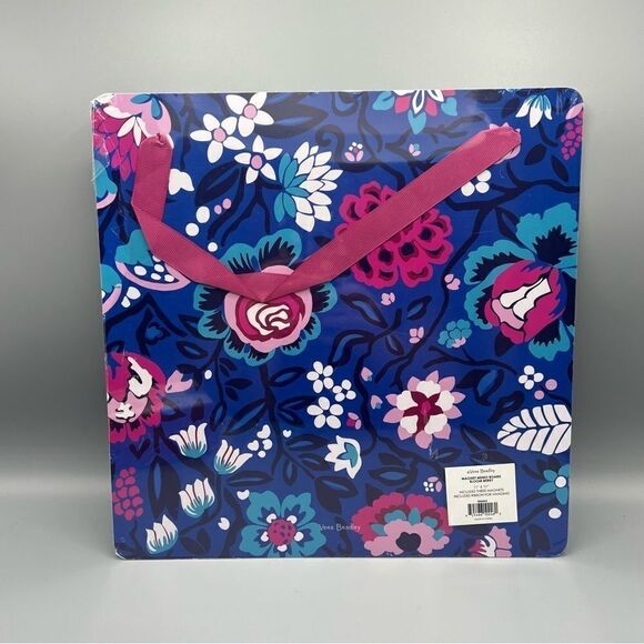 Vera Bradley Magnet Memo Board Bloom Berry - Picture 2 of 4
